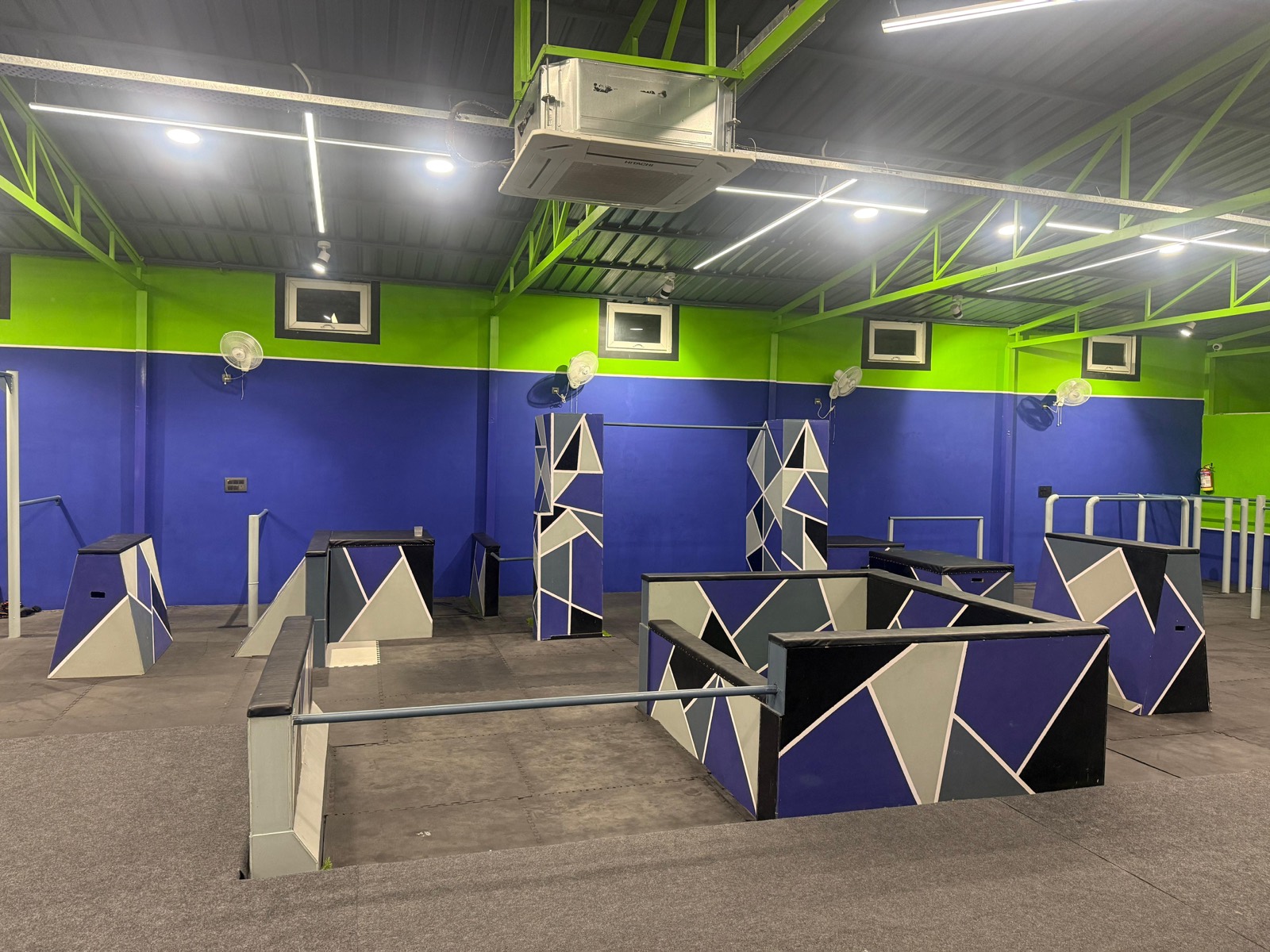 Parkour vault boxes and rails at ST8